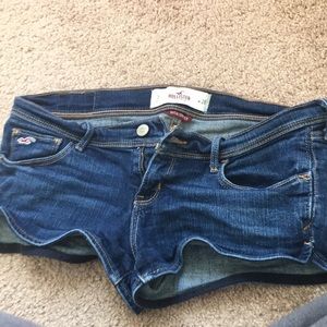 HOLLISTER denim shorts